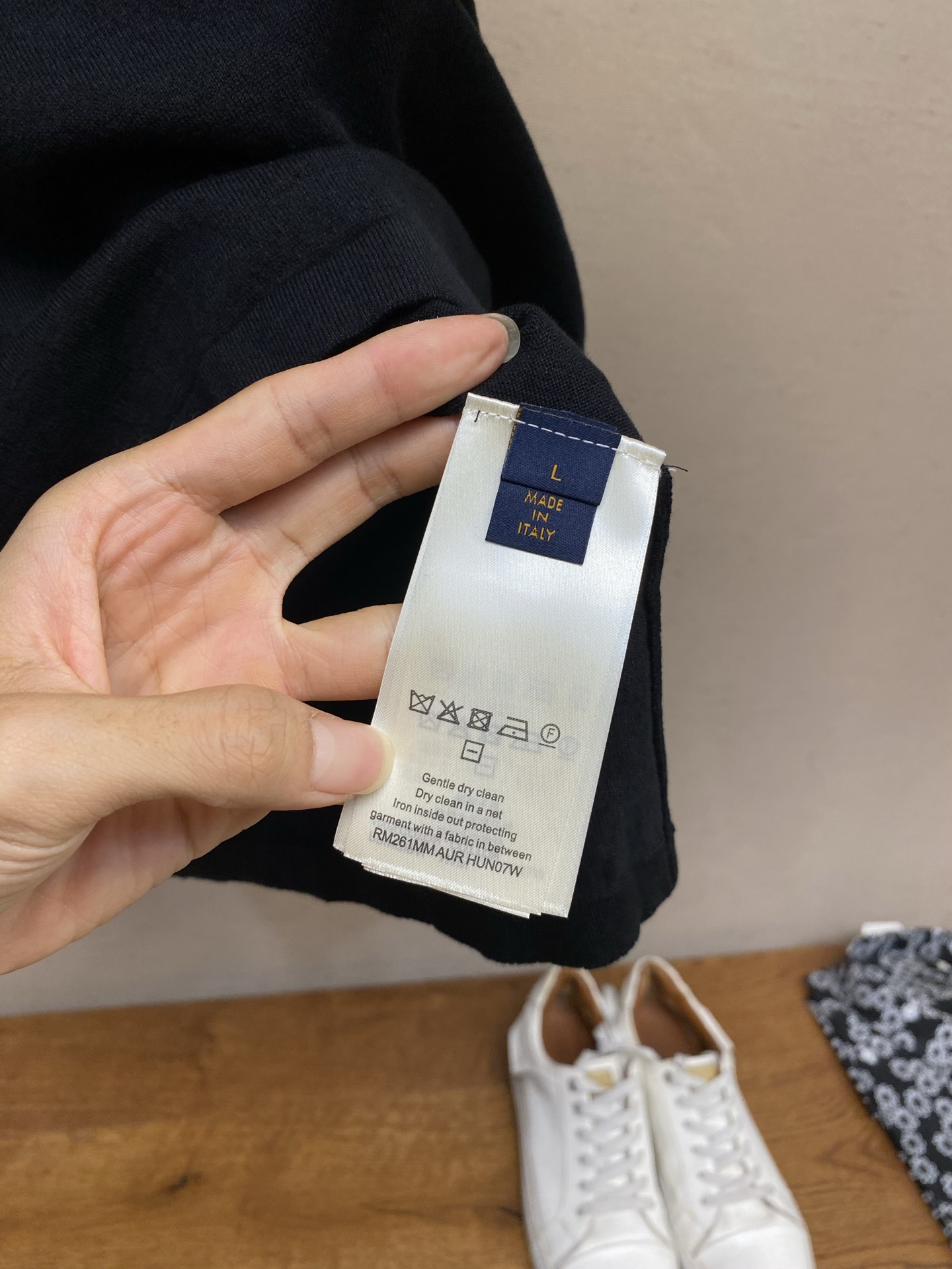 🌟🌟 1V，路易 26SS夏季后背皮牌字母提花针织衫薄款短袖尺码：S-XL