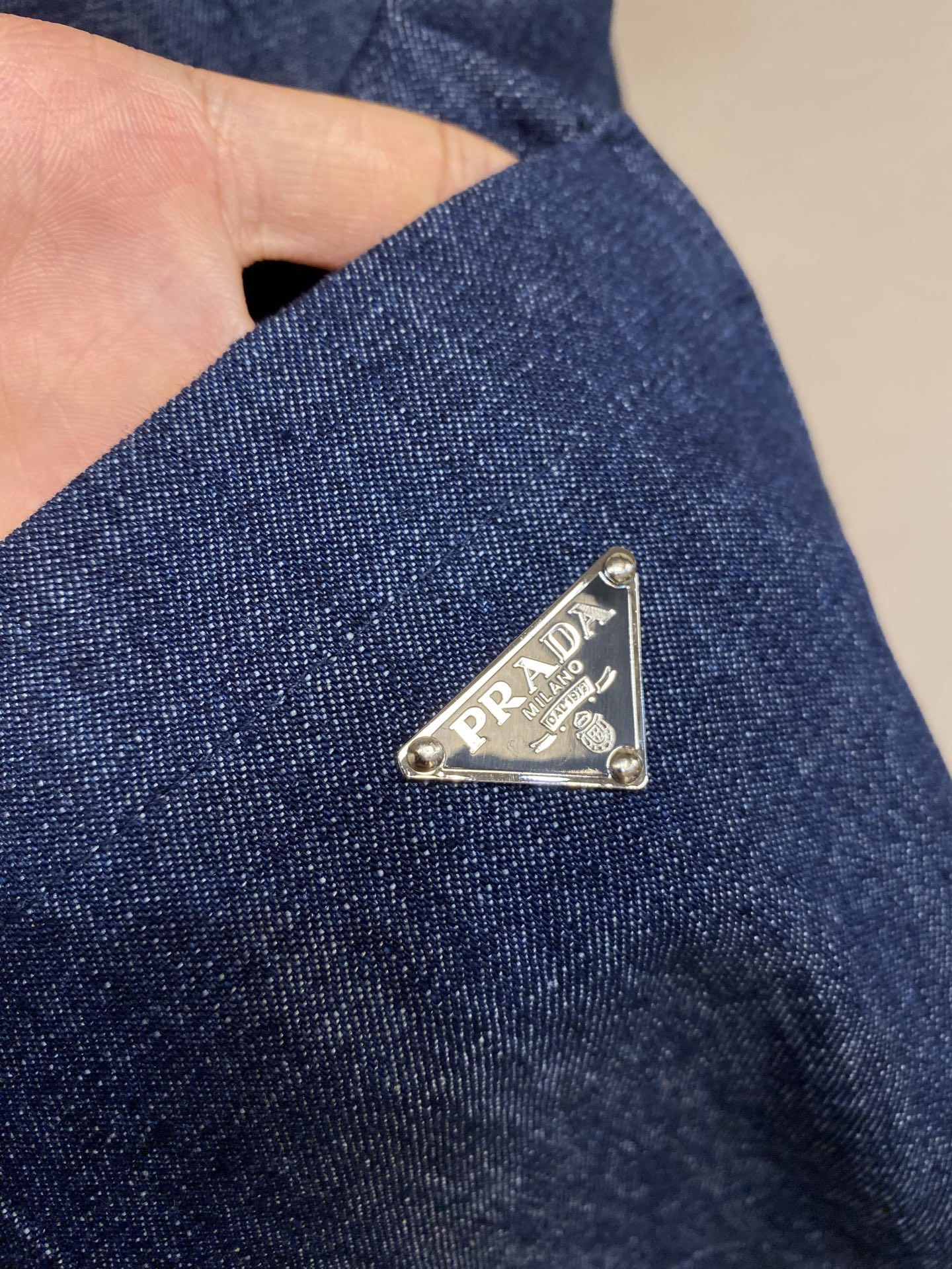 🌟🌟 Prada，钱布雷短袖牛仔衬衣尺码：S-XL