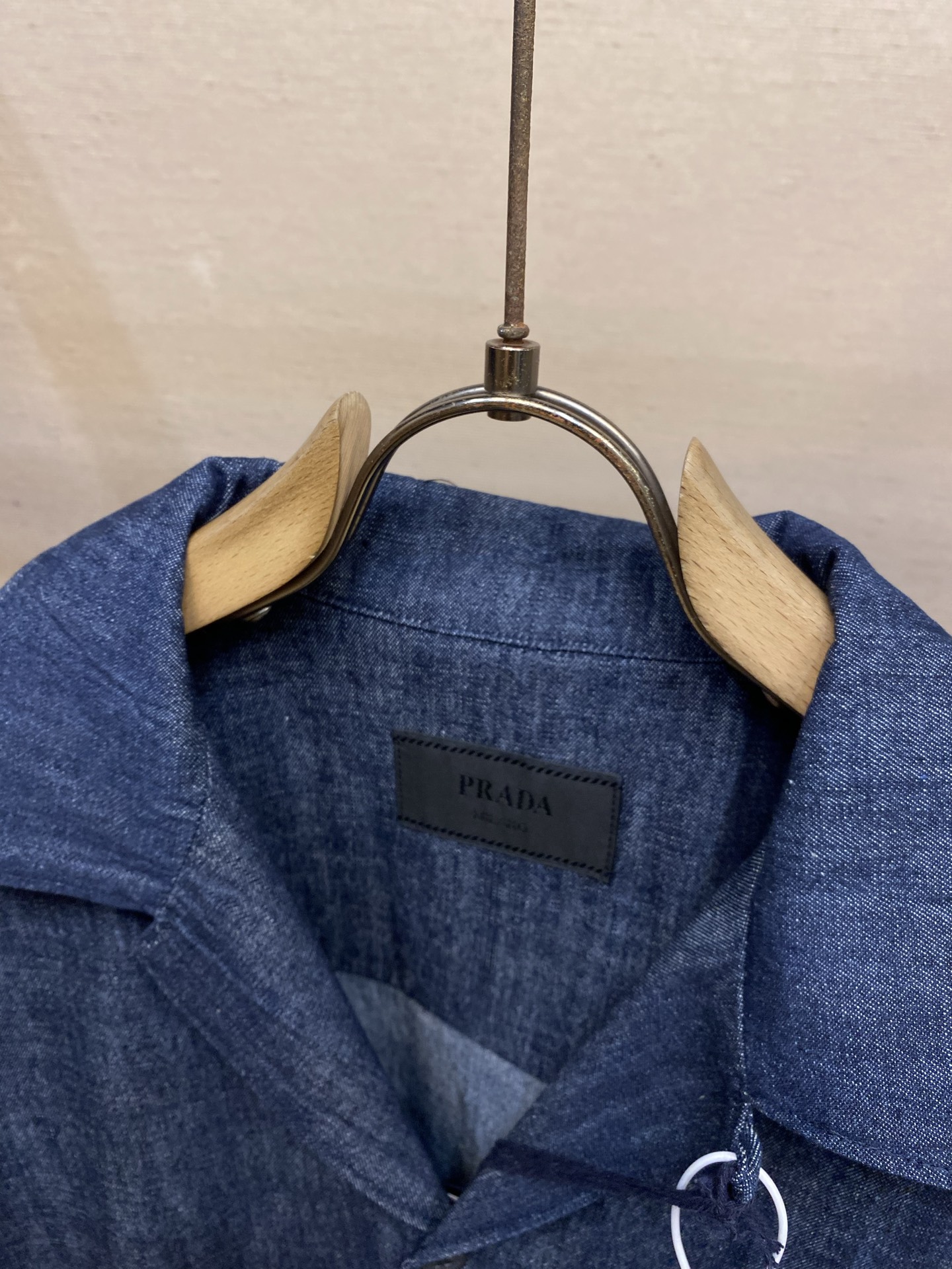 🌟🌟 Prada，钱布雷短袖牛仔衬衣尺码：S-XL