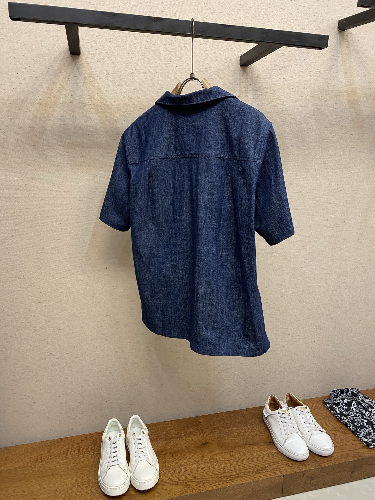 🌟🌟 Prada，钱布雷短袖牛仔衬衣尺码：S-XL