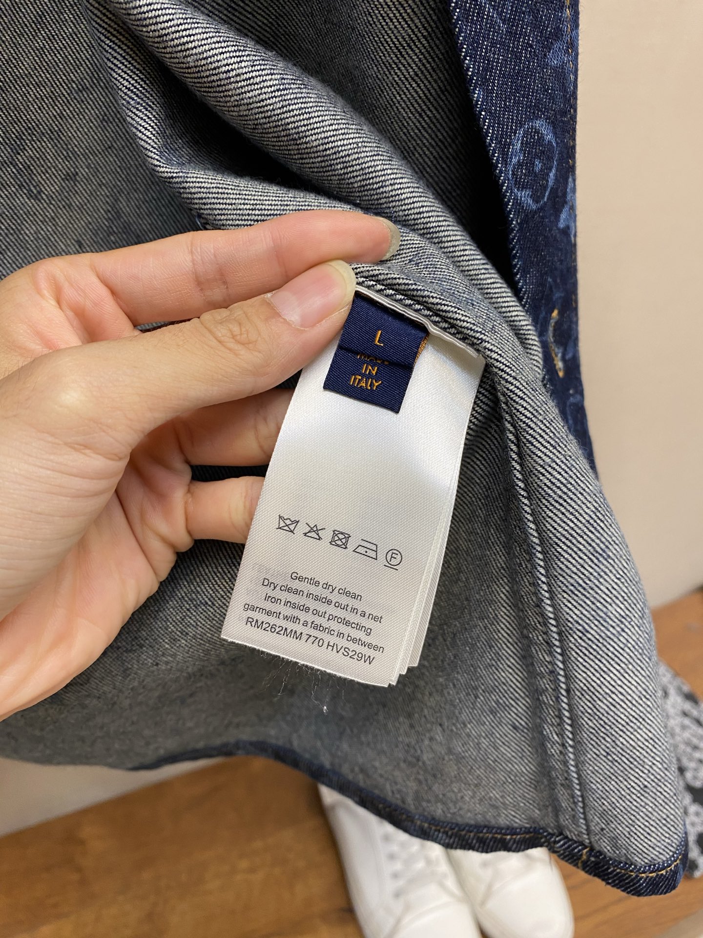 루이비통 남성 반팔 132333 Louis Vuitton T Shirt 썸네일 이미지