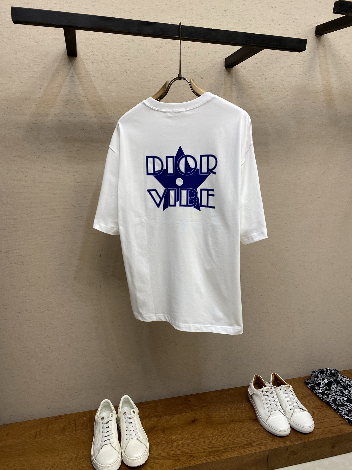디올 남성 반팔 132299 Dior T Shirt 썸네일 이미지