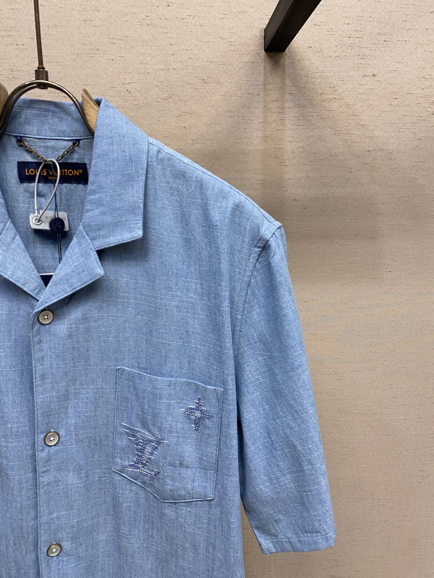 루이비통 남성 반팔 131827 Louis Vuitton T Shirt 썸네일 이미지