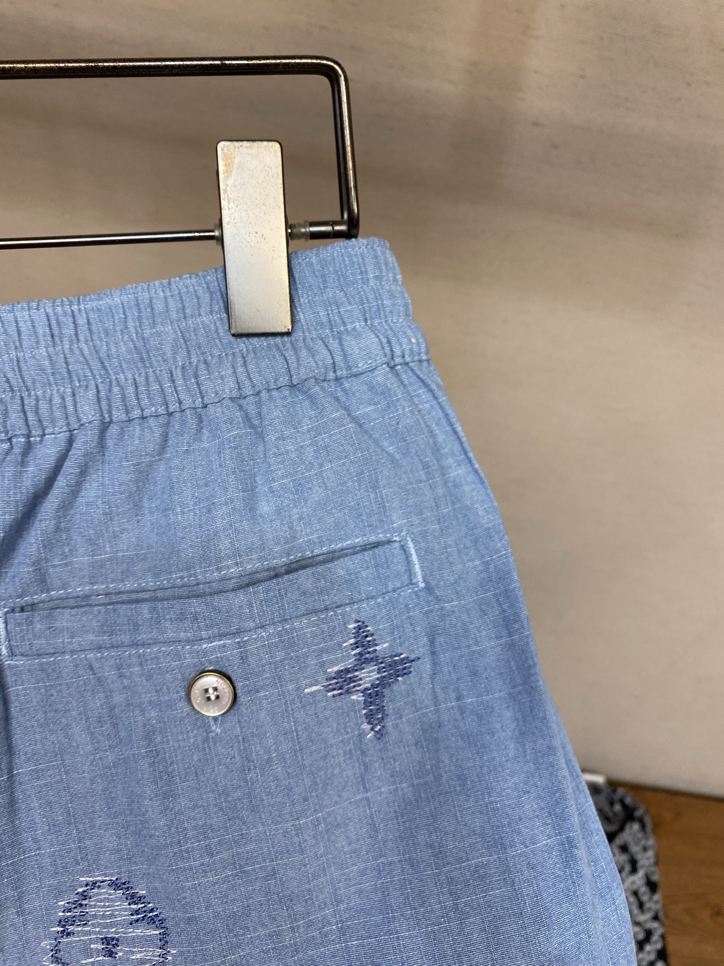 루이비통 남성 반바지 131828 Louis Vuitton Shorts 썸네일 이미지