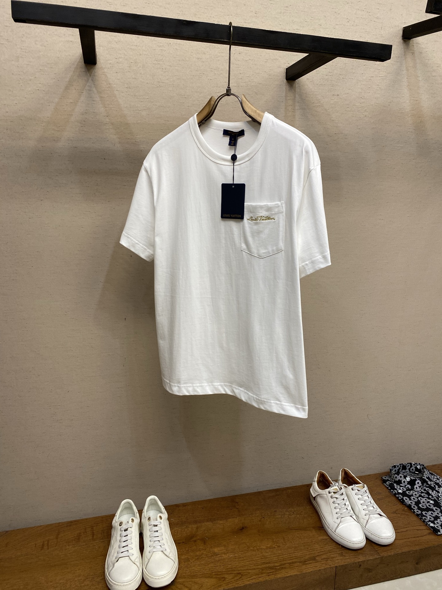 루이비통 남성 반팔 143356 Louis Vuitton T Shirt