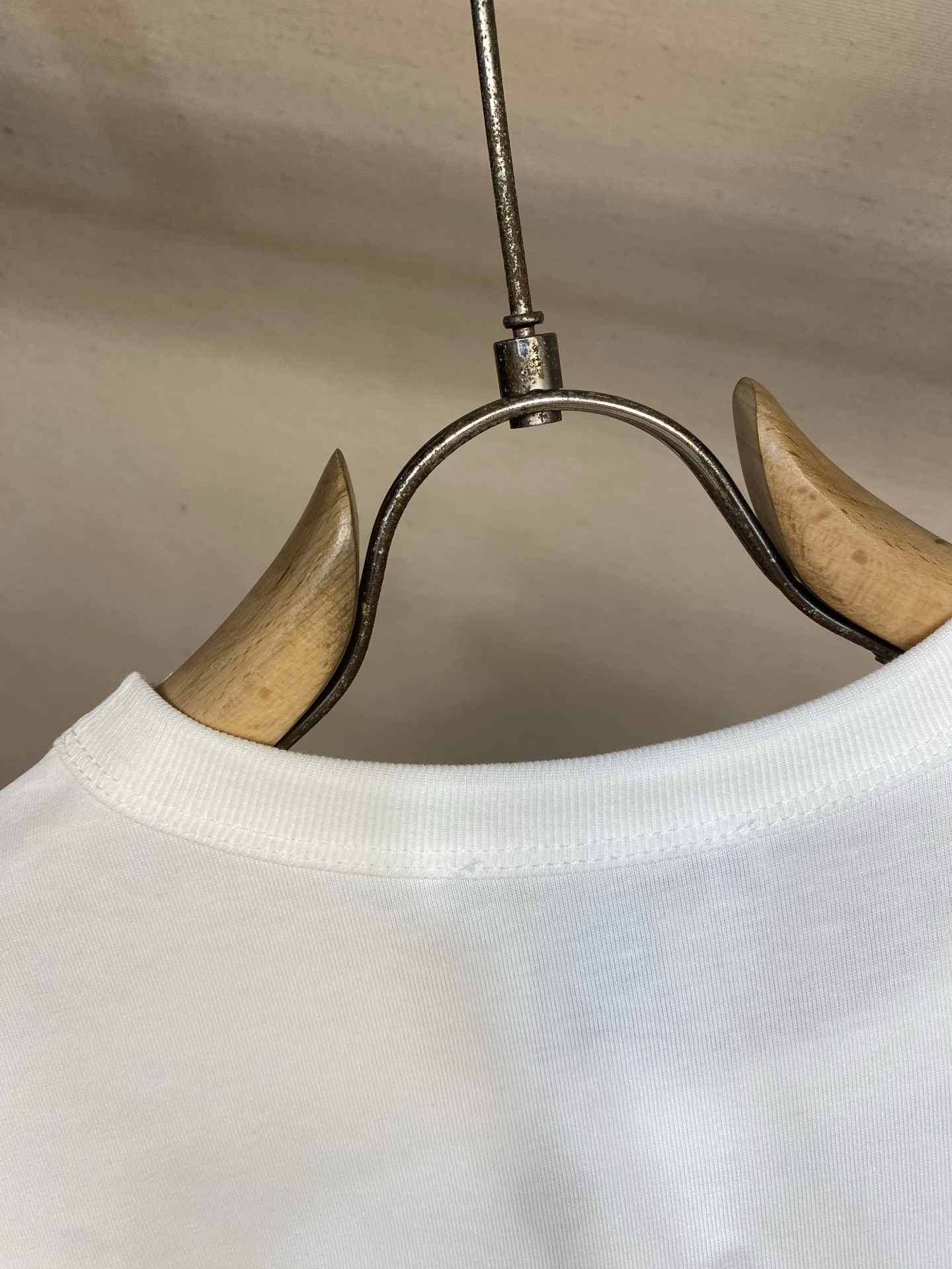 루이비통 남성 반팔 143356 Louis Vuitton T Shirt 상세 이미지 9
