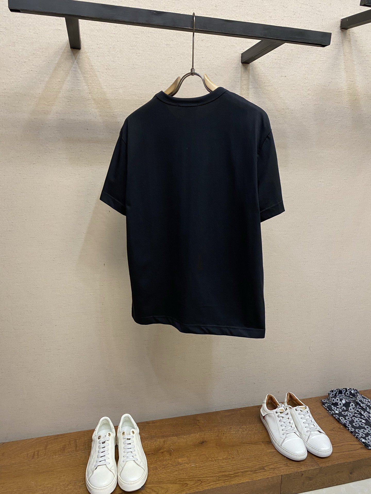 루이비통 남성 반팔 143357 Louis Vuitton T Shirt 상세 이미지 2