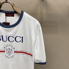 🌟🌟Gucci,,行李员印花圆领短袖 ⚠️原,400购买;白色轻质针织棉、蓝色滚边、Firenze 1921行李员徽章印 🌟🌟Gucci,,行李员印花圆领短袖 ⚠️原,400购买;白色轻质针织棉、蓝色滚边、Firenze 1921行李员徽章印