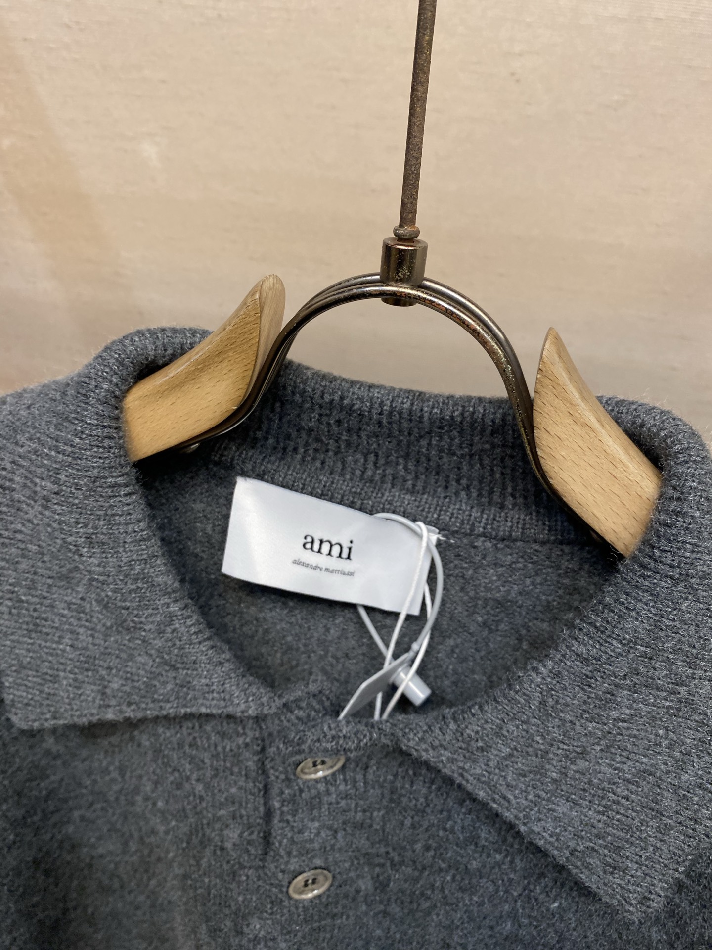 아미 울 하트 로고 니트맨풀오버 26FW 상세 이미지 4