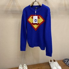🌟🌟,,CHANEL 26FW超人圆领毛衣 纱线采用高支羊毛混纺纱线,粗纺毛纱,纱线蓬松,带有自然轻微毛羽,手感软糯厚 🌟🌟,,CHANEL 26FW超人圆领毛衣 纱线采用高支羊毛混纺纱线,粗纺毛纱,纱线蓬松,带有自然轻微毛羽,手感软糯厚