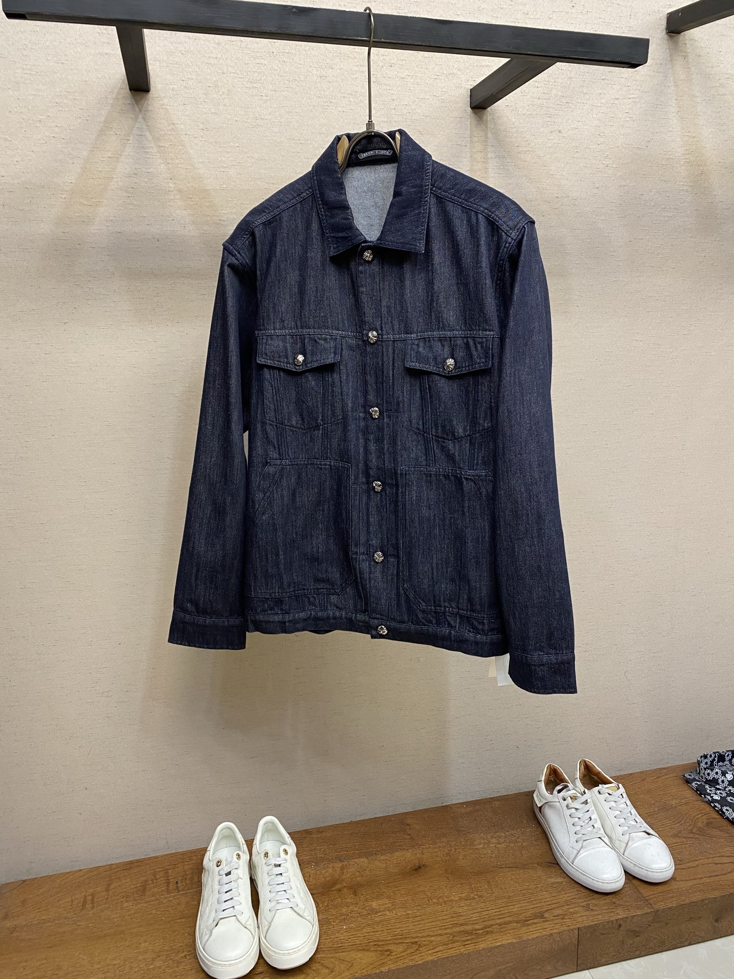 🌟🌟，，克罗心 CH新款牛仔外套 原色柔软牛仔面料 上身时尚耐看 定做五金 男女同款 尺码：S-XL S：衣长70 胸围