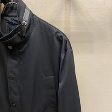 🌟🌟,,Prada 立领两穿设计 #PRADA26秋季新品 可完全扣合封闭,收紧领口抵御晚风,锁温防风;亦可翻折放 🌟🌟,,Prada 立领两穿设计 #PRADA26秋季新品 可完全扣合封闭,收紧领口抵御晚风,锁温防风;亦可翻折放