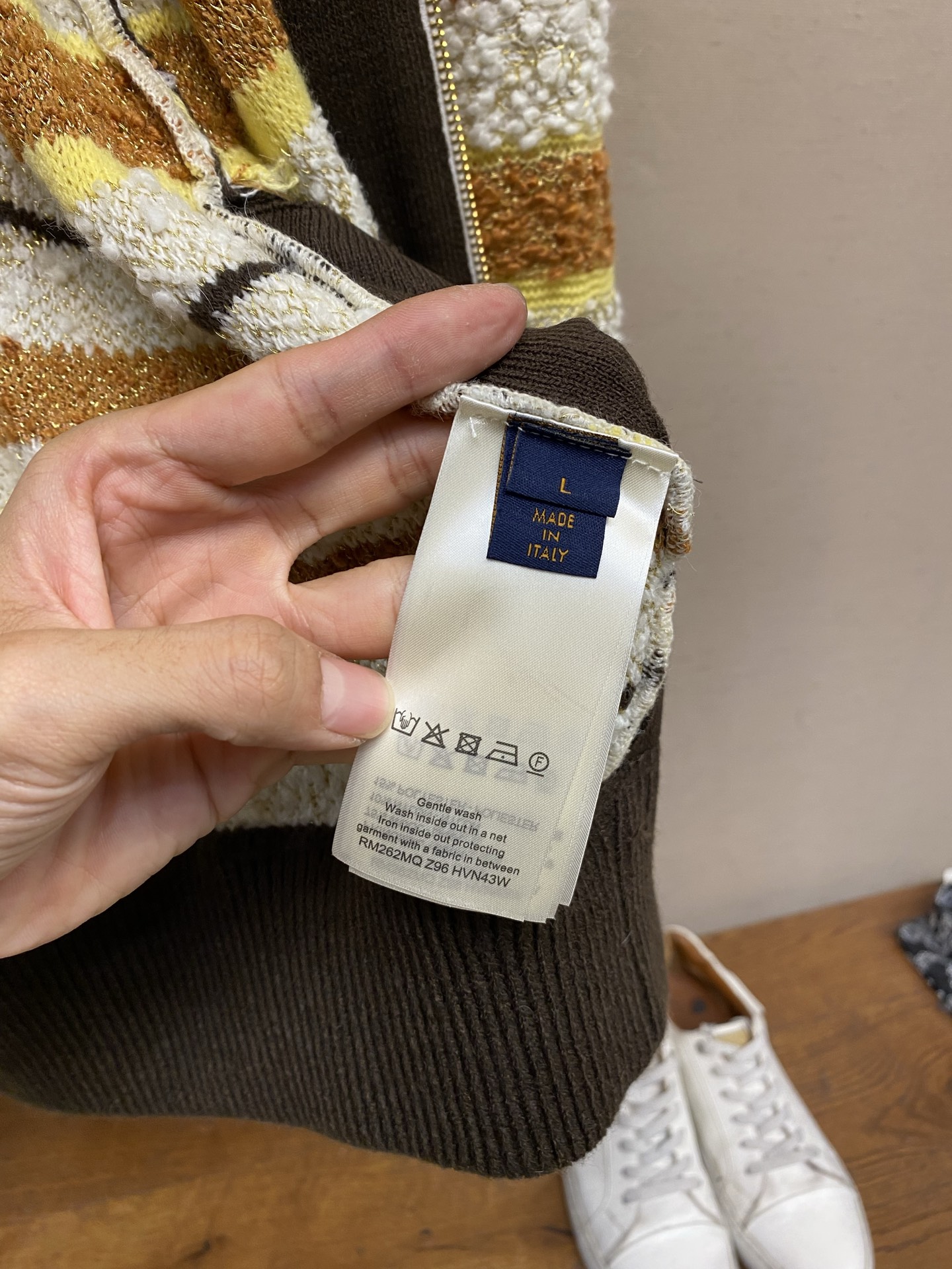 🌟🌟，，1V LOUIS VUITTON条纹皮标秀款开衫外套 尺码：S-XL