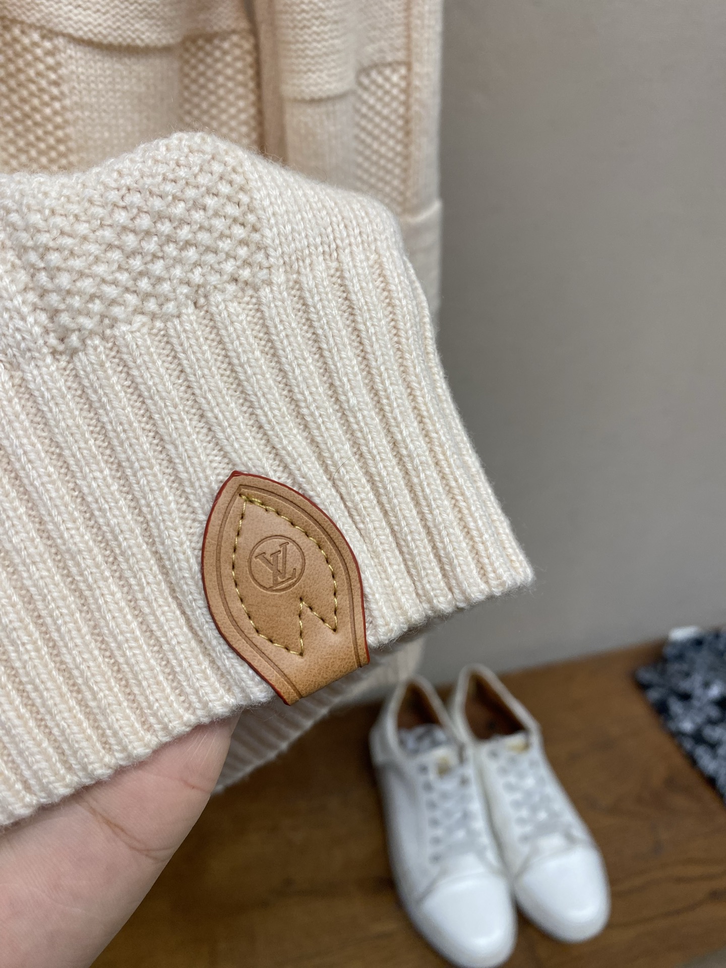 🌟🌟，，1V路易 26FW字母皮牌编织格纹针织毛衣 尺码：S-XL