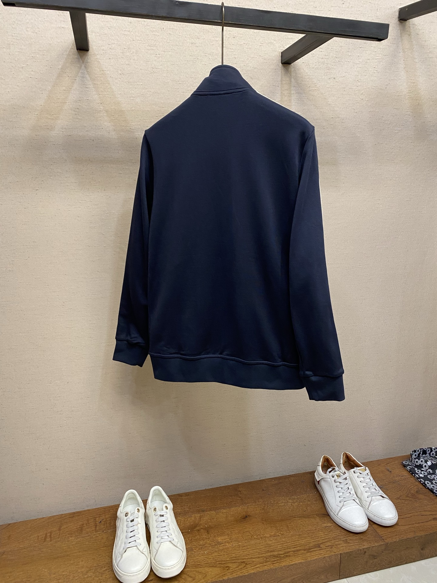 (外套)🌟🌟,,Fendi 时尚长袖立领外套套装 臻选高端弹力纯棉棉面料,手感软糯!质感细腻,无痕防尘免烫立体有型,顶级 (外套)🌟🌟,,Fendi 时尚长袖立领外套套装 臻选高端弹力纯棉棉面料,手感软糯!质感细腻,无痕防尘免烫立体有型,顶级