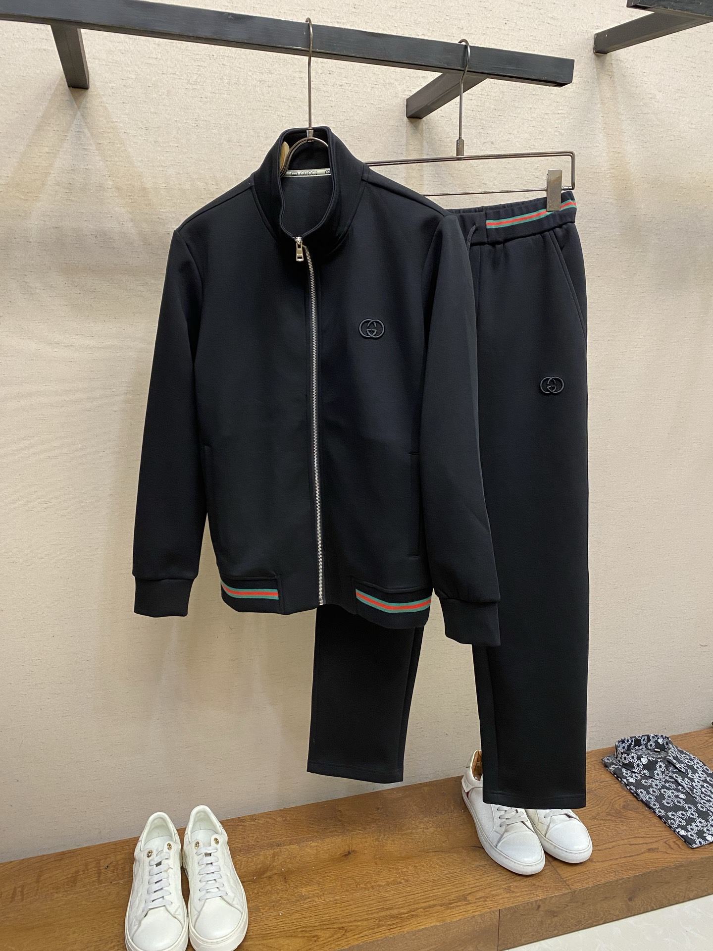 （外套）🌟🌟，，Gucci 时尚长袖立领外套套装 臻选高端弹力纯棉棉面料，手感软糯！质感细腻，无痕防尘免烫立体有型，顶级