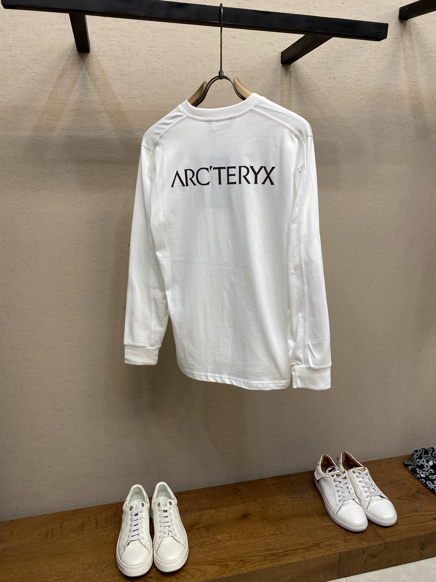 🌟🌟,,Arctery 男女同款圆领长袖T恤 秋天可外穿 冬天可打底 一年四季可穿 超高性价比 随意对比 面料采用原版订 🌟🌟,,Arctery 男女同款圆领长袖T恤 秋天可外穿 冬天可打底 一年四季可穿 超高性价比 随意对比 面料采用原版订