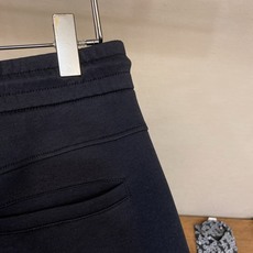 (裤子)🌟🌟,,Loro Piana 男士休闲裤👍 最新款上身版型无敌正! 绝对可以闭眼收的一款 此款裤子非常百搭,弹力 (裤子)🌟🌟,,Loro Piana 男士休闲裤👍 最新款上身版型无敌正! 绝对可以闭眼收的一款 此款裤子非常百搭,弹力