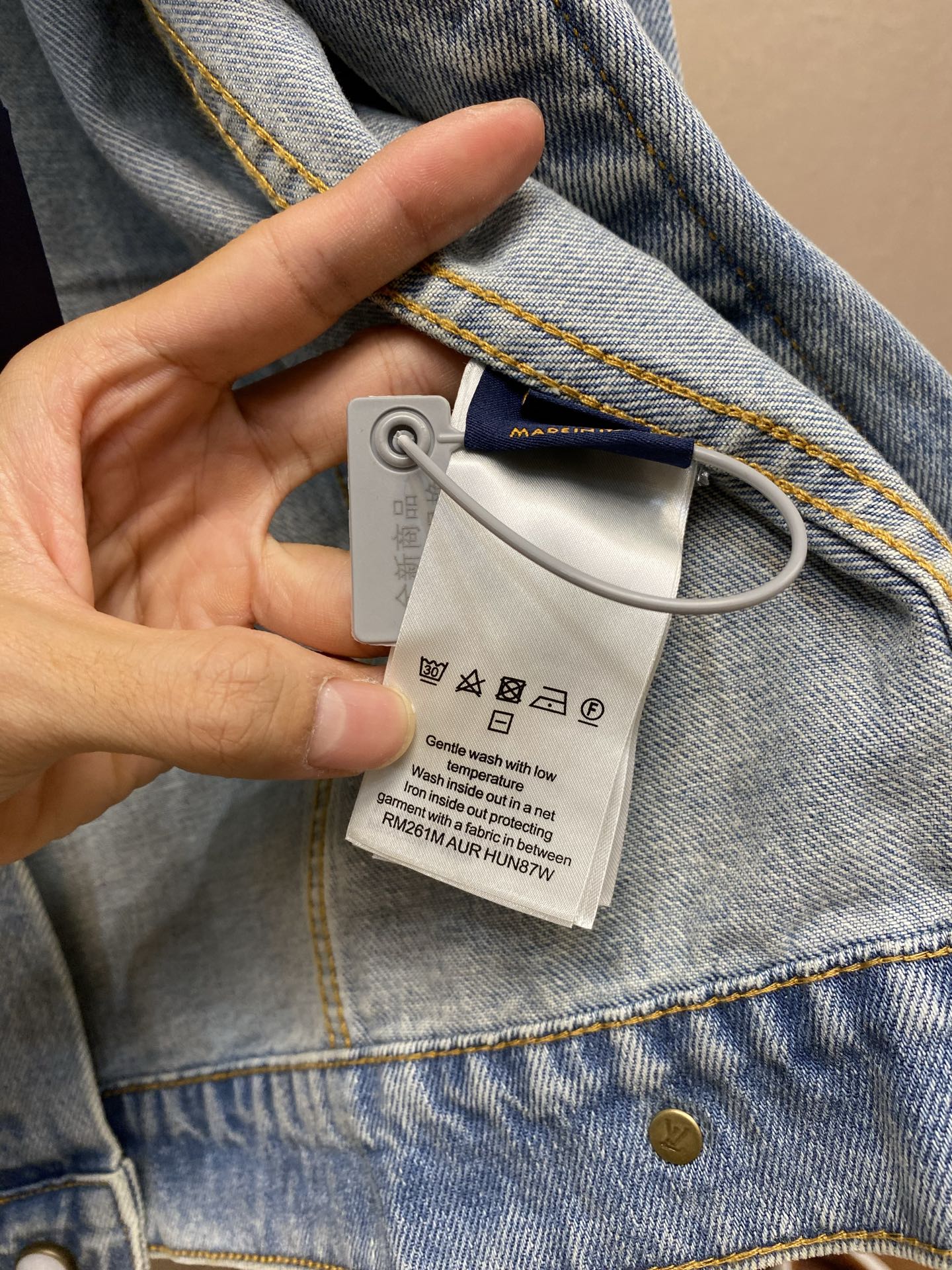 🌟🌟，，1V 刺绣牛仔卡车夹克外套 正品17000购入开发 13.6氨精疏棉全经围牛仔面料 模版刺绣 进口刺绣 成衣洗褪