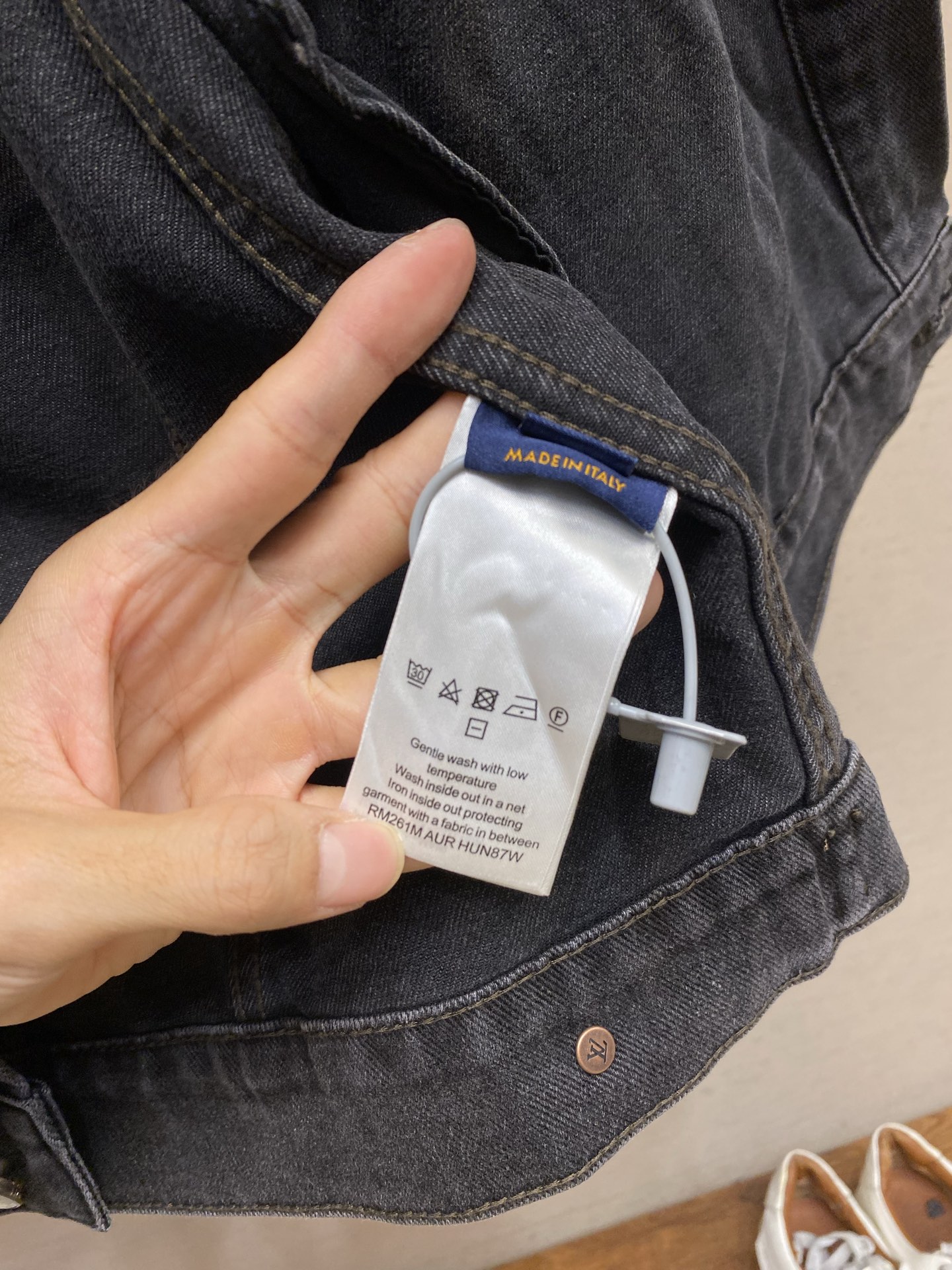 🌟🌟，，1V 刺绣牛仔卡车夹克外套 正品17000购入开发 13.6氨精疏棉全经围牛仔面料 模版刺绣 进口刺绣 成衣洗褪