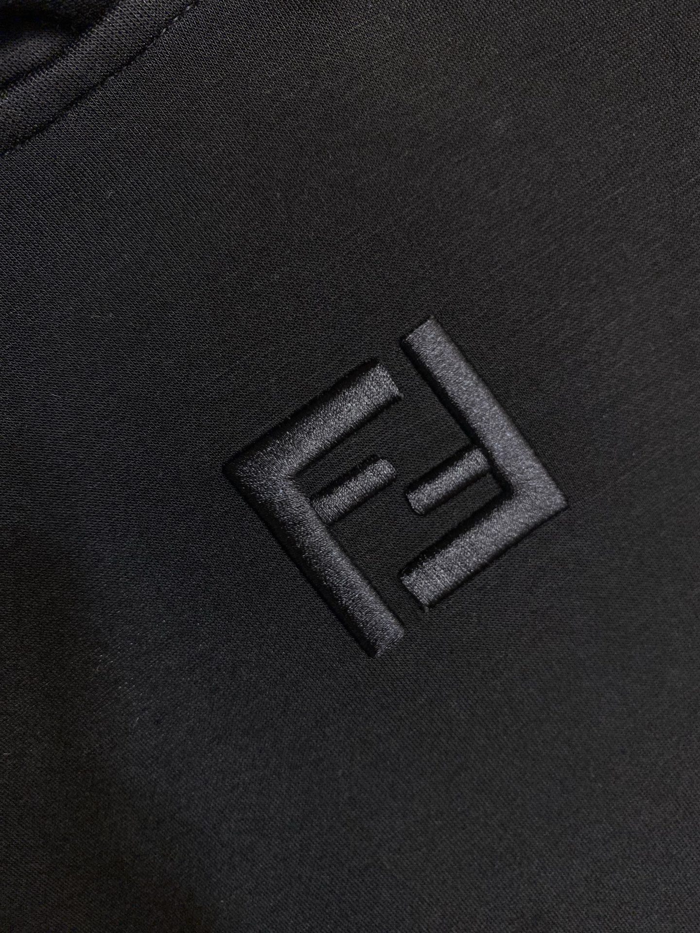 🌟🌟，，Fendi 连帽印花刺绣Logo棉质运动衫 正品12200购入开发 棉质混纺星空双面卫衣料 配套罗纹 进口刺绣 