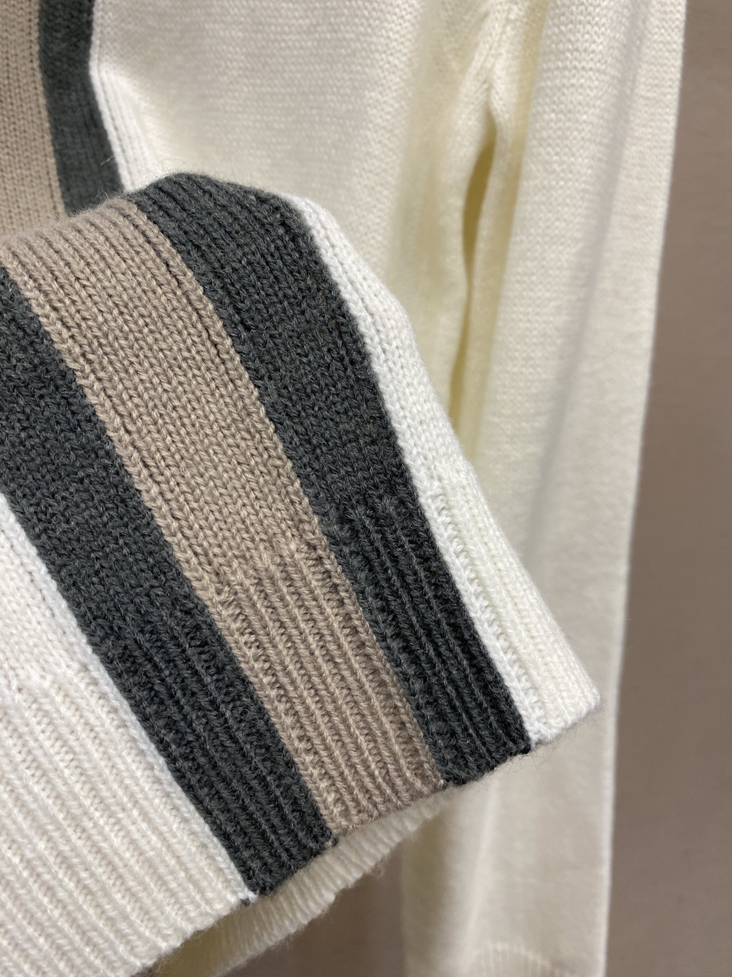 🌟🌟,,Gucci/古驰 饰柔和色系织带针织羊毛毛衣 26ss 秋冬当季新款饰柔和色系织带针织羊毛毛衣, Gucci P 🌟🌟,,Gucci/古驰 饰柔和色系织带针织羊毛毛衣 26ss 秋冬当季新款饰柔和色系织带针织羊毛毛衣, Gucci P