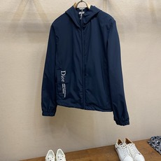 🌟🌟,,Dior 蒙田系列防风外套 发售色系:藏蓝、灰色 ⚠️原¥25060购买;特定对版科技面料、 Montaigne 🌟🌟,,Dior 蒙田系列防风外套 发售色系:藏蓝、灰色 ⚠️原¥25060购买;特定对版科技面料、 Montaigne