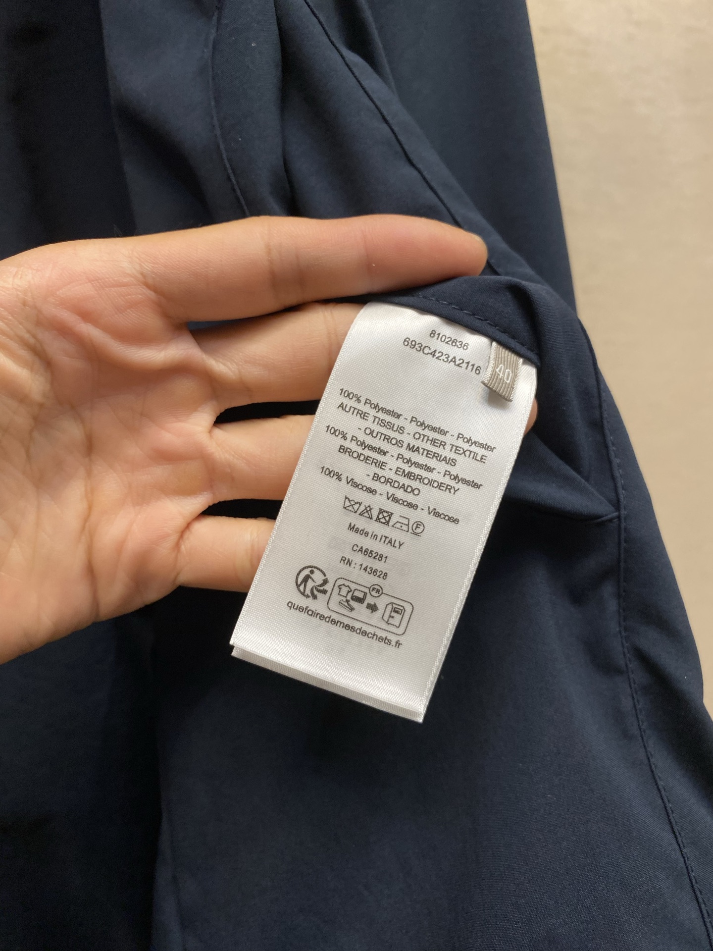 🌟🌟,,Dior 蒙田系列防风外套 发售色系:藏蓝、灰色 ⚠️原¥25060购买;特定对版科技面料、 Montaigne 🌟🌟,,Dior 蒙田系列防风外套 发售色系:藏蓝、灰色 ⚠️原¥25060购买;特定对版科技面料、 Montaigne