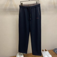 🌟🌟,,Loro Piana 男士休闲裤👍 最新款上身版型无敌正! 绝对可以闭眼收的一款 此款裤子非常百搭,弹力腰围, 🌟🌟,,Loro Piana 男士休闲裤👍 最新款上身版型无敌正! 绝对可以闭眼收的一款 此款裤子非常百搭,弹力腰围,
