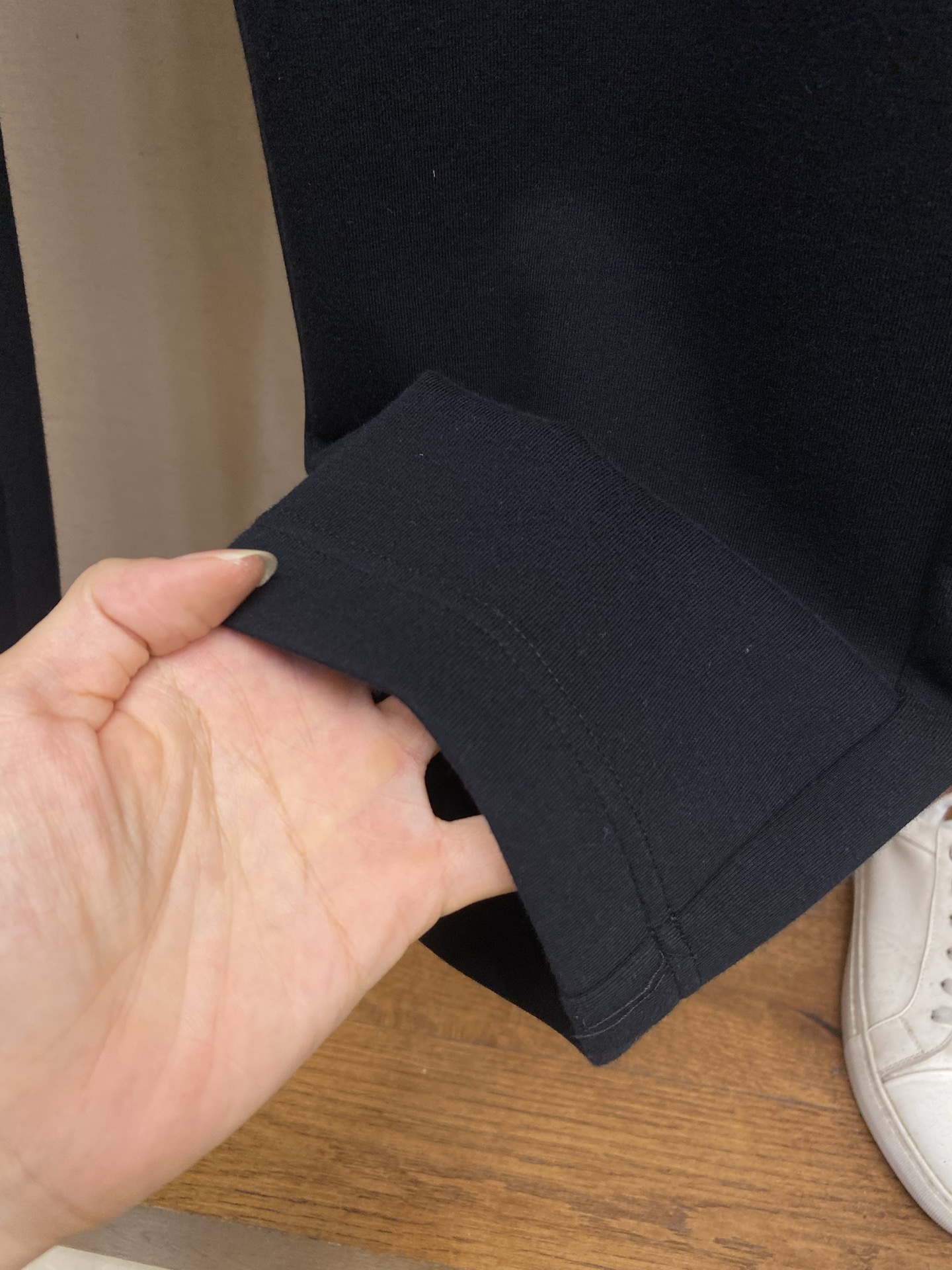 🌟🌟,,Loro Piana 男士休闲裤👍 最新款上身版型无敌正! 绝对可以闭眼收的一款 此款裤子非常百搭,弹力腰围, 🌟🌟,,Loro Piana 男士休闲裤👍 最新款上身版型无敌正! 绝对可以闭眼收的一款 此款裤子非常百搭,弹力腰围,