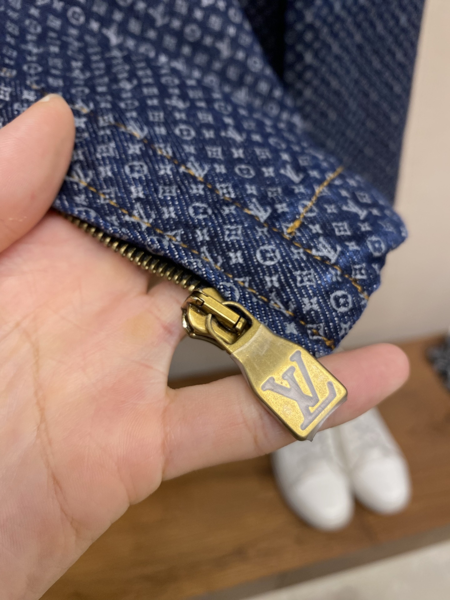 🌟🌟，，1V路易 26FW满幅字母小提花珍珠扣拉链牛仔外套 尺码：S-XL