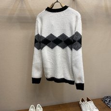 🌟🌟,,Dior 26FW字母刺绣撞色菱形格羊毛针织毛衣 尺码:S-XL 🌟🌟,,Dior 26FW字母刺绣撞色菱形格羊毛针织毛衣 尺码:S-XL