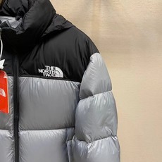 🌟🌟 THE NORTH FACE 男女同款面包🥯款保暖羽绒服,TNF/北面,经典复古风, 贸易渠道释!国标95白鸭绒, 🌟🌟 THE NORTH FACE 男女同款面包🥯款保暖羽绒服,TNF/北面,经典复古风, 贸易渠道释!国标95白鸭绒,