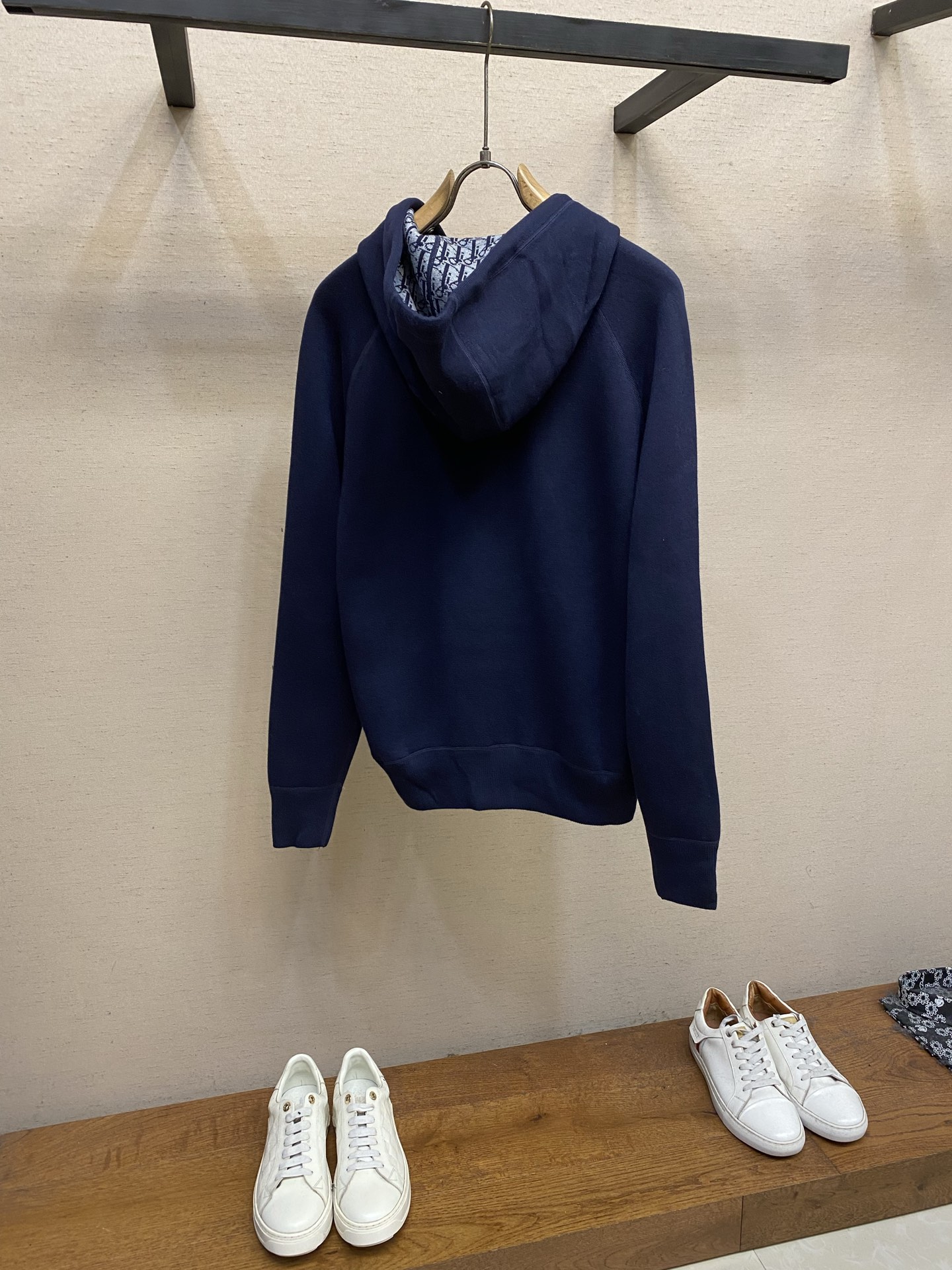 🌟🌟，，Dior 刺绣提花Logo羊毛混纺连帽夹克 正品16999购入 采用16支30羊毛混纺 采用进口机德国（SOTO