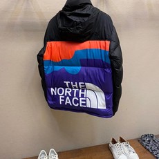 🌟🌟 THE NORTH FACE 男女同款面包🥯款保暖羽绒服,TNF/北面,经典复古风, 贸易渠道释!国标95白鸭绒, 🌟🌟 THE NORTH FACE 男女同款面包🥯款保暖羽绒服,TNF/北面,经典复古风, 贸易渠道释!国标95白鸭绒,
