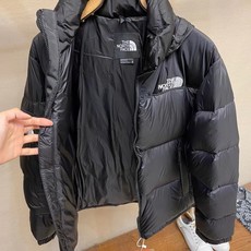🌟🌟 THE NORTH FACE 男女同款面包🥯款保暖羽绒服,TNF/北面,经典复古风, 贸易渠道释!国标95白鸭绒, 🌟🌟 THE NORTH FACE 男女同款面包🥯款保暖羽绒服,TNF/北面,经典复古风, 贸易渠道释!国标95白鸭绒,