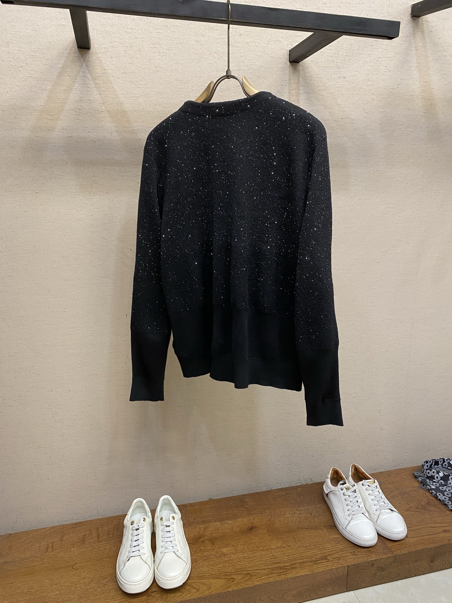 🌟🌟，，1V 亮片装饰Logo开衫毛衣 正品21700购入开发 美利奴绵羊毛混纺 采用德国进口(SOTO)14针织机 高