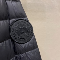 🌟🌟,,Can goose双面穿连帽羽绒外套 面料选择: A面选用高品质棉质厚绒布,面料肌理细腻厚实,触感柔和亲肤, 🌟🌟,,Can goose双面穿连帽羽绒外套 面料选择: A面选用高品质棉质厚绒布,面料肌理细腻厚实,触感柔和亲肤,