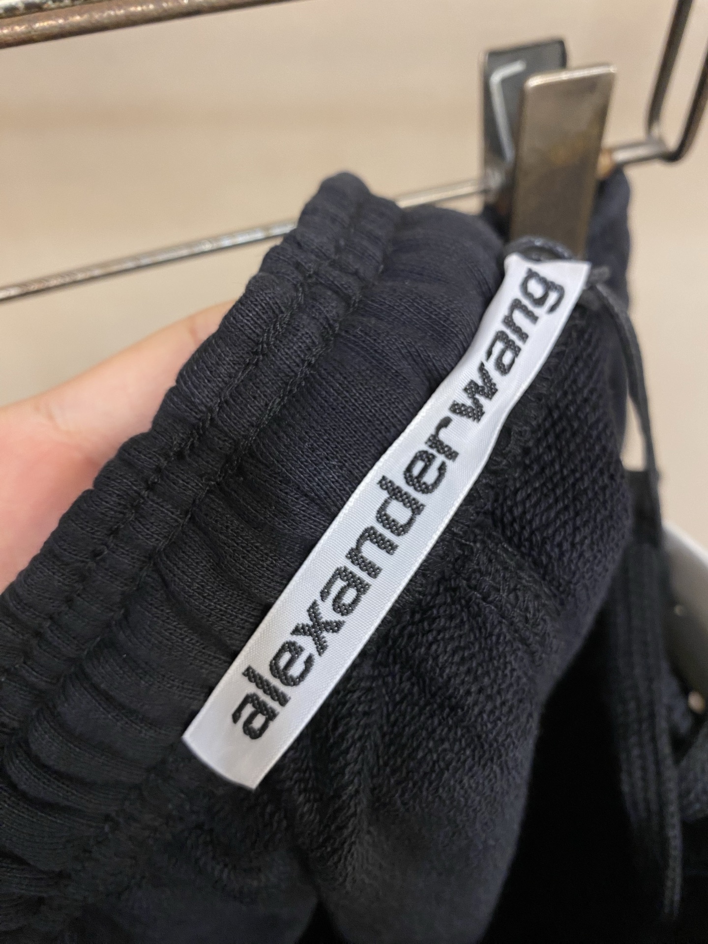🌟🌟,,Alexander wang 男士休闲裤👍 最新款上身版型无敌正! 绝对可以闭眼收的一款 此款裤子非常百搭,弹力 🌟🌟,,Alexander wang 男士休闲裤👍 最新款上身版型无敌正! 绝对可以闭眼收的一款 此款裤子非常百搭,弹力