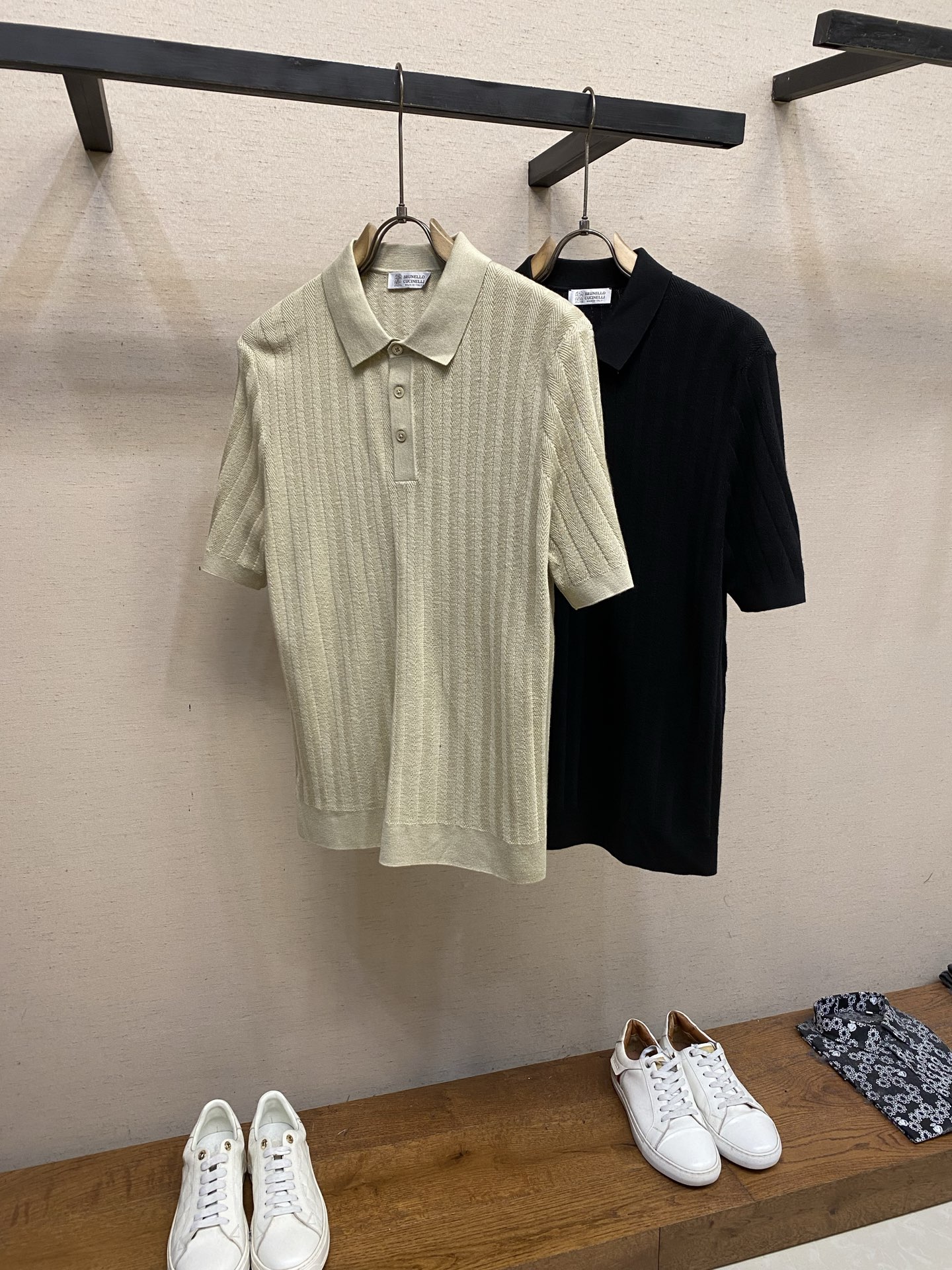 🌟🌟，，BC……超复杂提花图形 深海贝壳扣加持 一件衣服上机时间长达300分钟 26年秋冬新品低调奢华老钱风 可机洗绅士