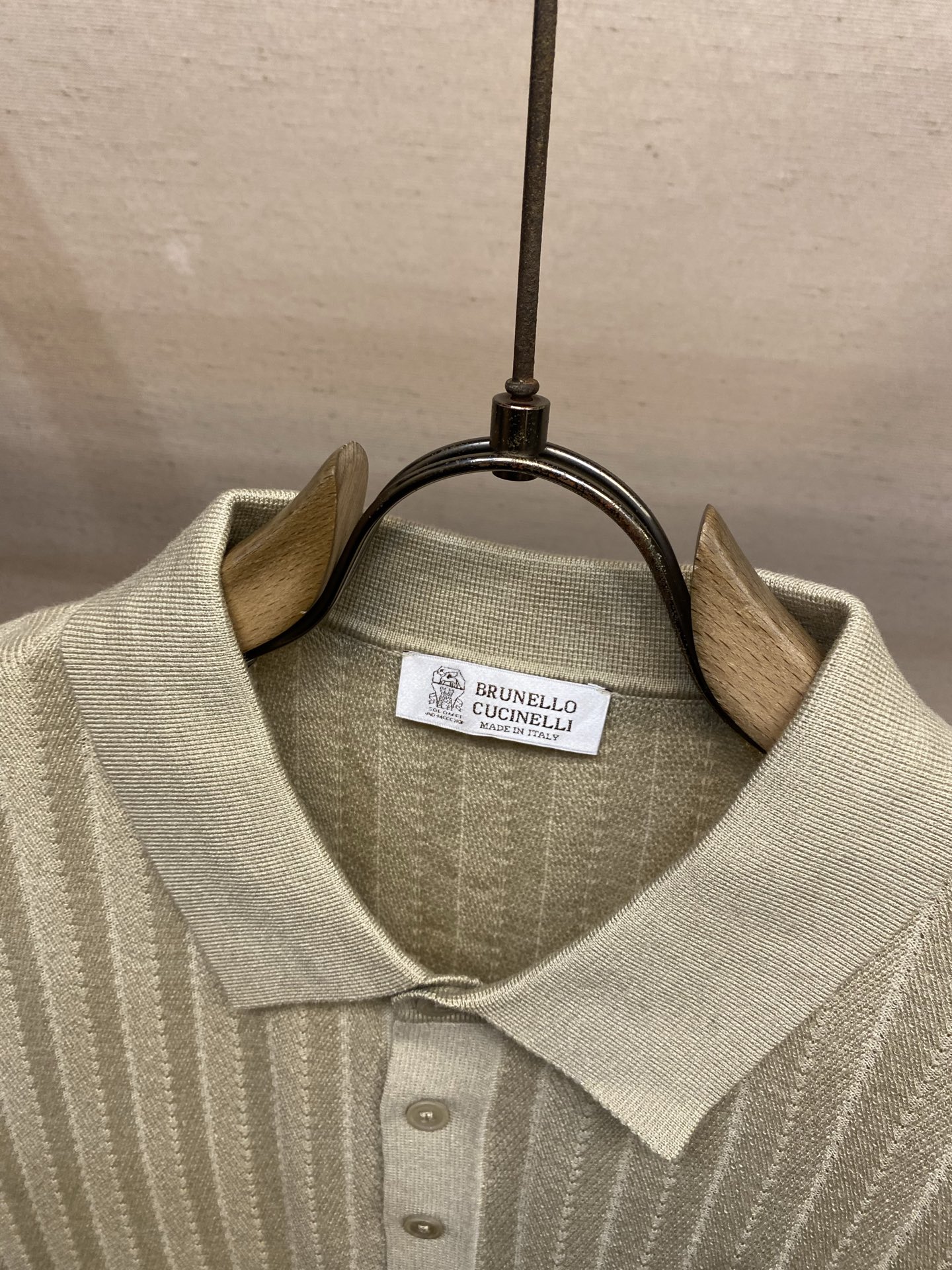 🌟🌟，，BC……超复杂提花图形 深海贝壳扣加持 一件衣服上机时间长达300分钟 26年秋冬新品低调奢华老钱风 可机洗绅士