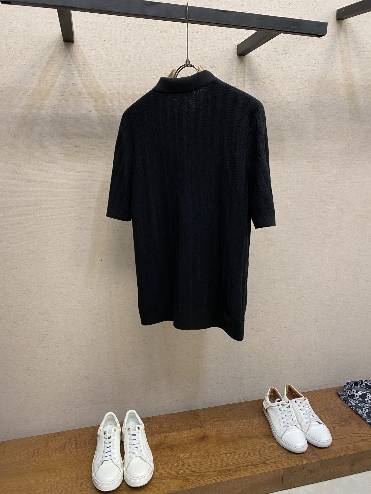 🌟🌟，，BC……超复杂提花图形 深海贝壳扣加持 一件衣服上机时间长达300分钟 26年秋冬新品低调奢华老钱风 可机洗绅士