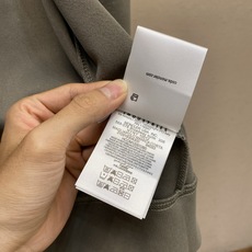 🌟🌟,,Moncler 连帽拉链卫衣|休闲质感单品 软糯亲肤面料,经典插肩版型,徽章刺绣点缀。 好搭不挑人,日常通勤、出 🌟🌟,,Moncler 连帽拉链卫衣|休闲质感单品 软糯亲肤面料,经典插肩版型,徽章刺绣点缀。 好搭不挑人,日常通勤、出