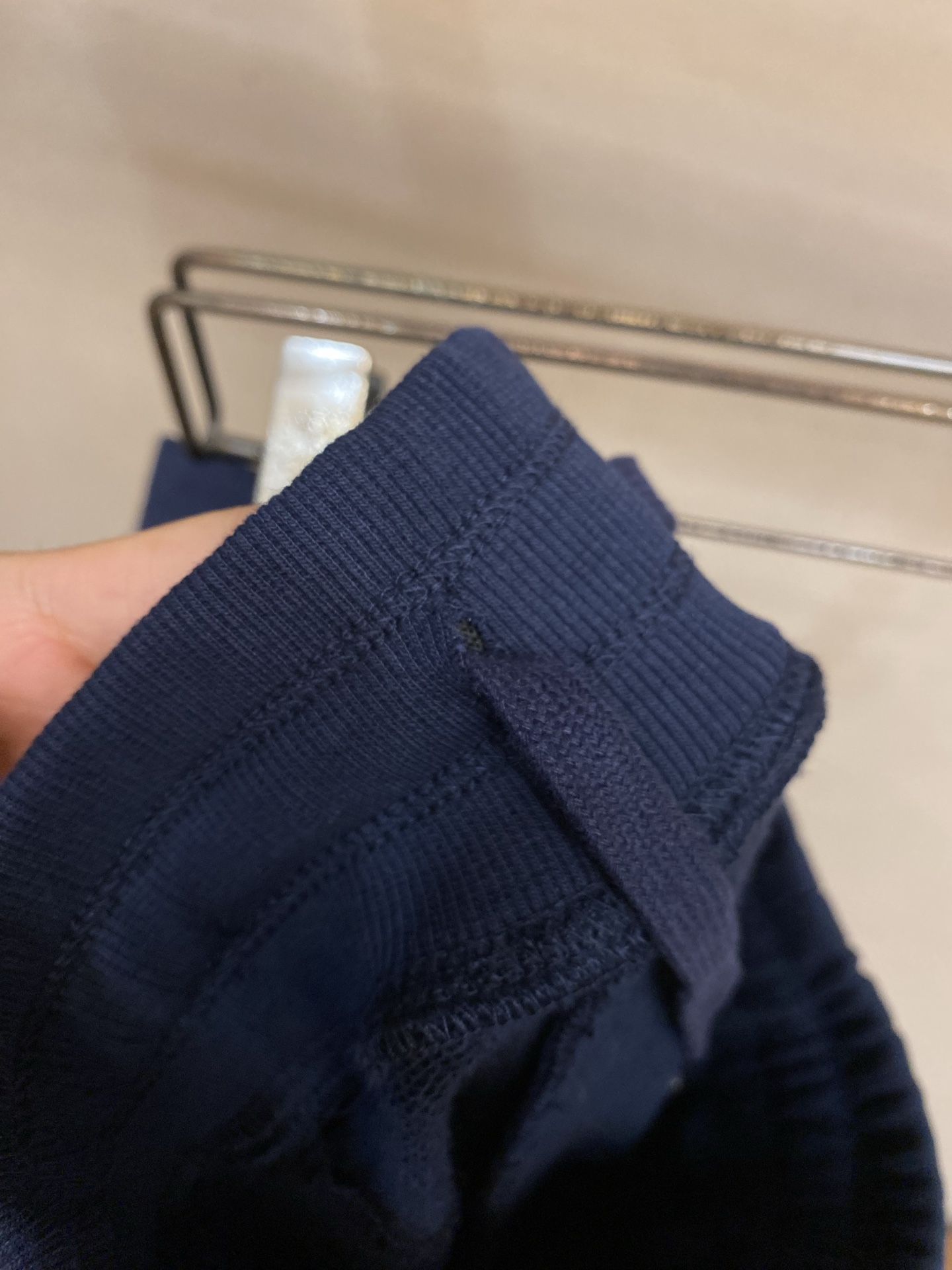 🌟🌟，，Dior 小迪标直筒运动长裤 ⚠️原¥11560购买；棉质起绒圈面料、迪标标识刺绣、抽绳腰头、侧面无盖暗袋、微喇