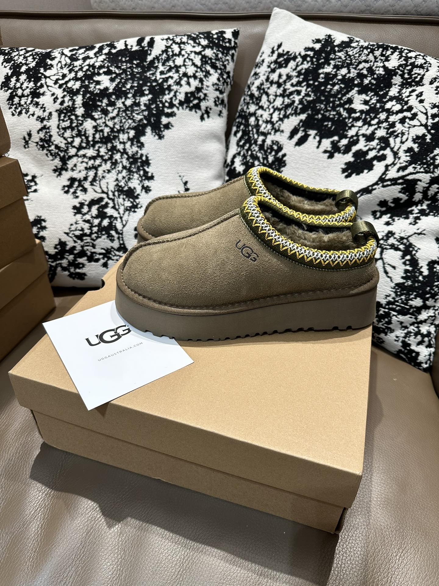 UGG Snow Boots Wool