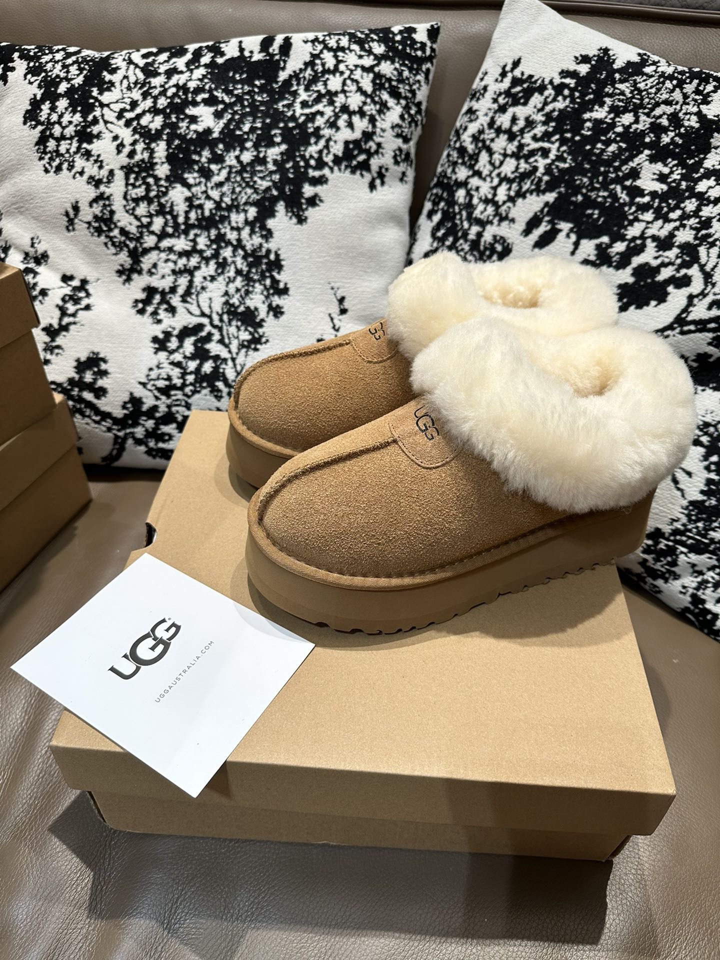 UGG Snow Boots Designer Replica
 Wool