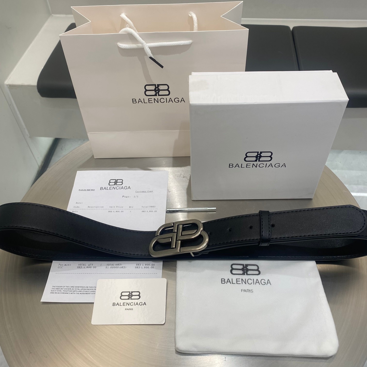 💰85，BALENCIAGA巴黎世家新款时尚腰带，原版光皮搭配原版底皮，配上复古经典扣，时尚百搭，宽度3.5cm