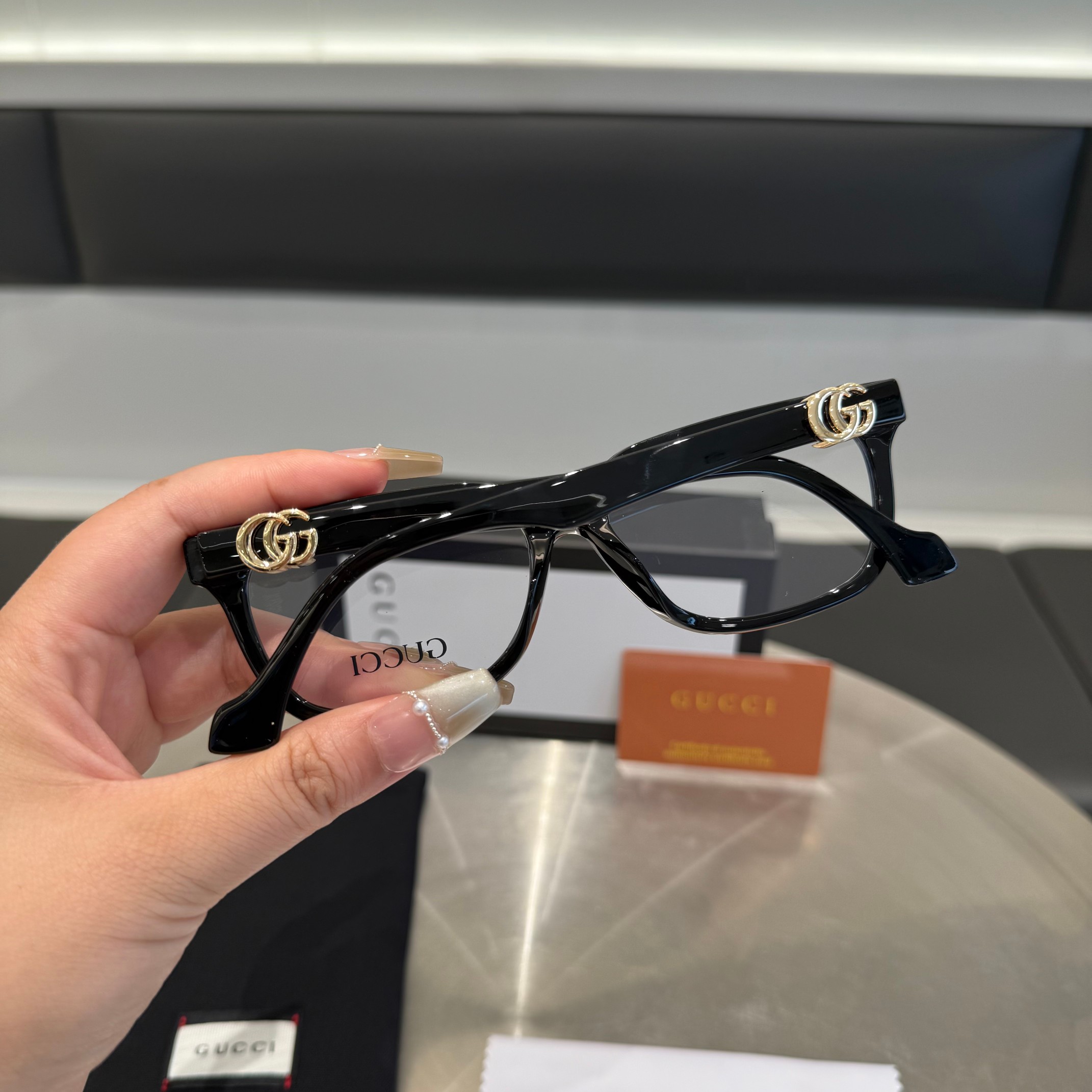 Elegantes gafas de luz azul Gucci: Diseño de marca, ligeras y cómodas 4 a1753023437081 3785