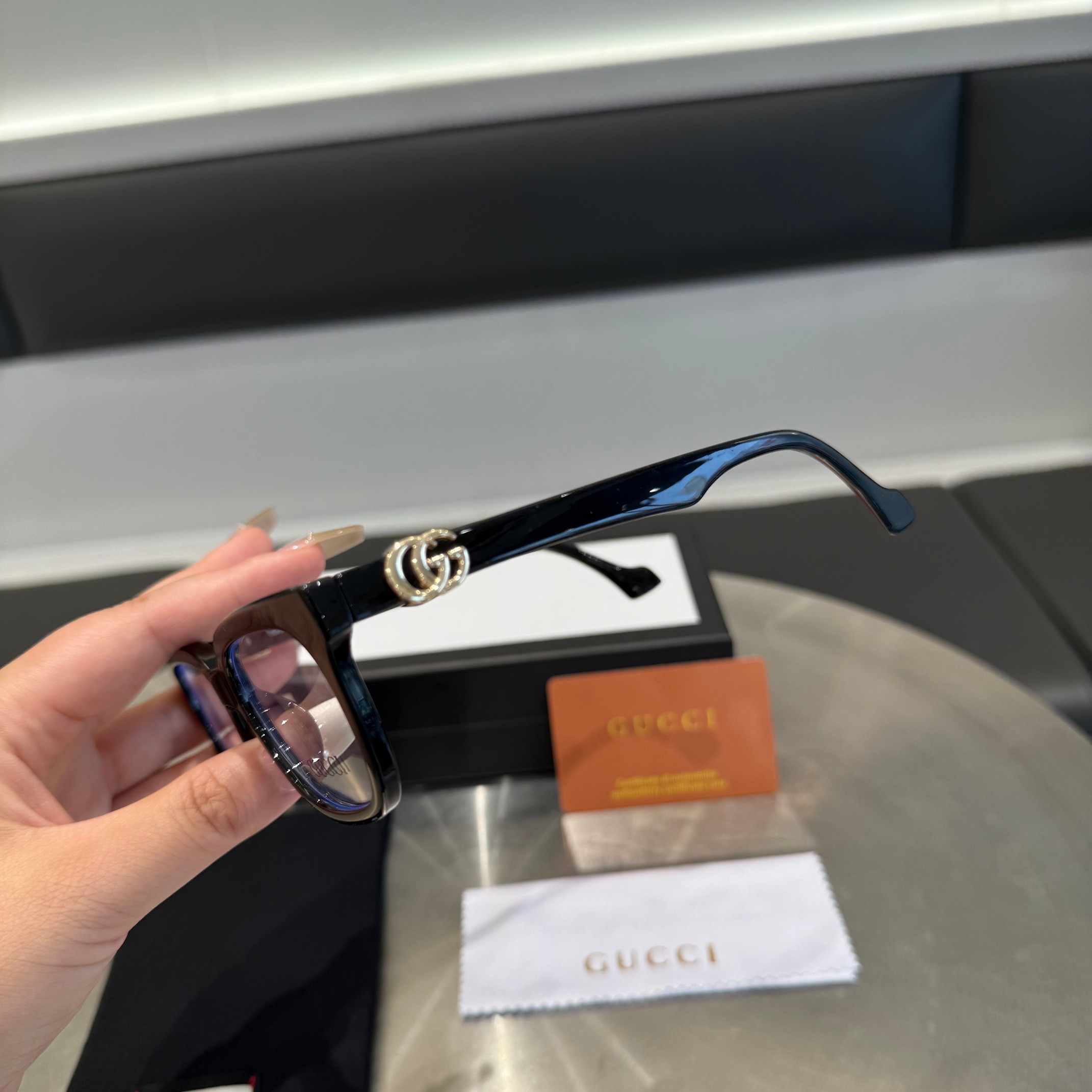 Elegantes gafas de luz azul Gucci: Diseño de marca, ligeras y cómodas 8 a1753023446308 6573