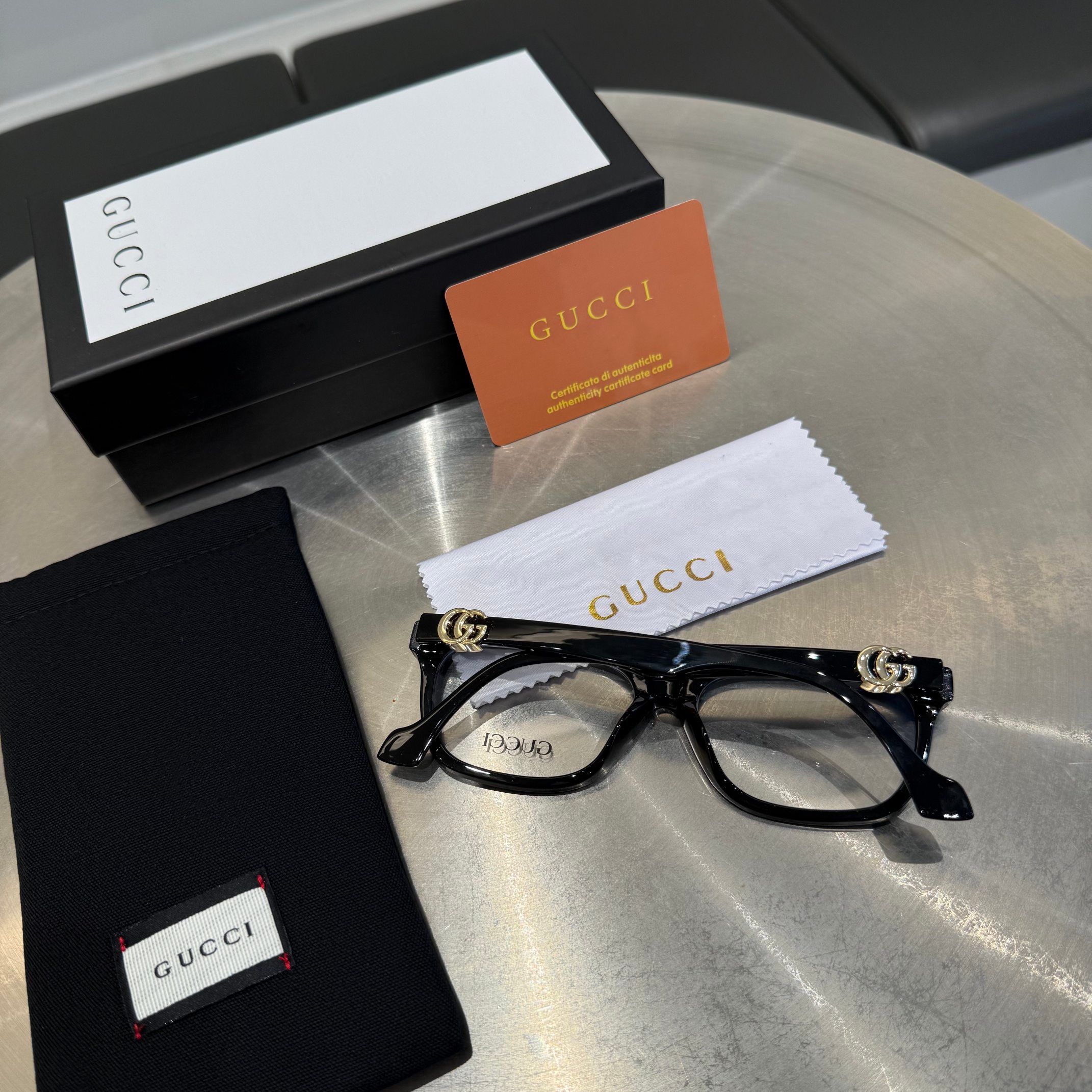 Elegantes gafas de luz azul Gucci: Diseño de marca, ligeras y cómodas 10 a1753023446490 6488